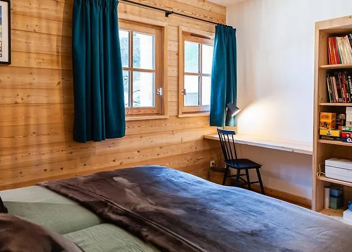 La * Villard-Reculas